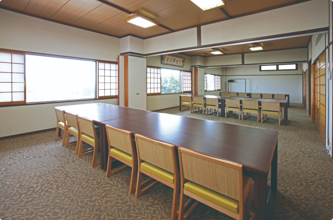 油山平成御廟 会食場